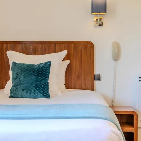 Logis Le Manoir De Sauvegrain Hotel Saint-Lambert (Yvelines)