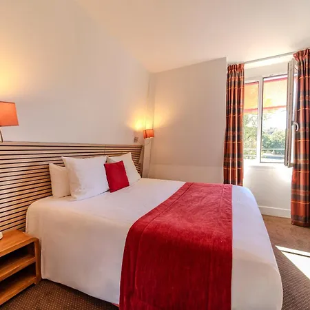 Hotel Logis Le Manoir De Sauvegrain 3*