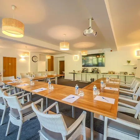 Logis Le Manoir De Sauvegrain Hotel 3*