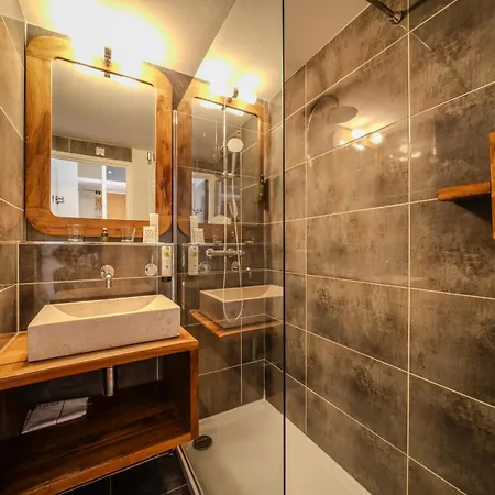 Hotel Logis Le Manoir De Sauvegrain 3*